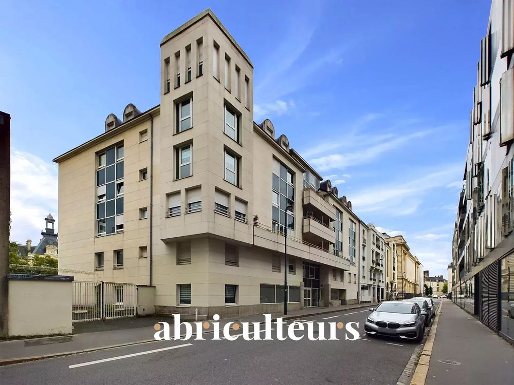 Moderne T1 de 37m² avec parking - Fort potentiel locatif au pied du Jardin des Plantes - 31 rue Gambetta à Nantes 44000